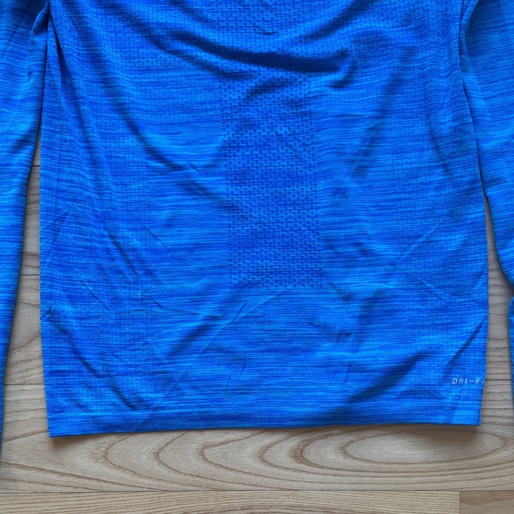 Nike Dri Fit Shirt Mens S Blue Long Sleeve Running Gym Thumb Holes - Picture 8 of 8